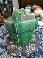 清晚期绿釉桶型茶壶  00205